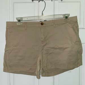 Old navy khaki shorts